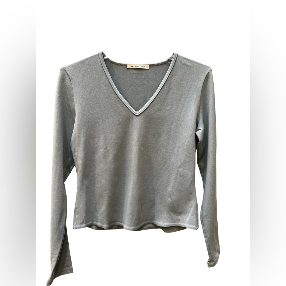 Ballinger Gold Light Blue Stretchy Long Sleeve V Neck Top